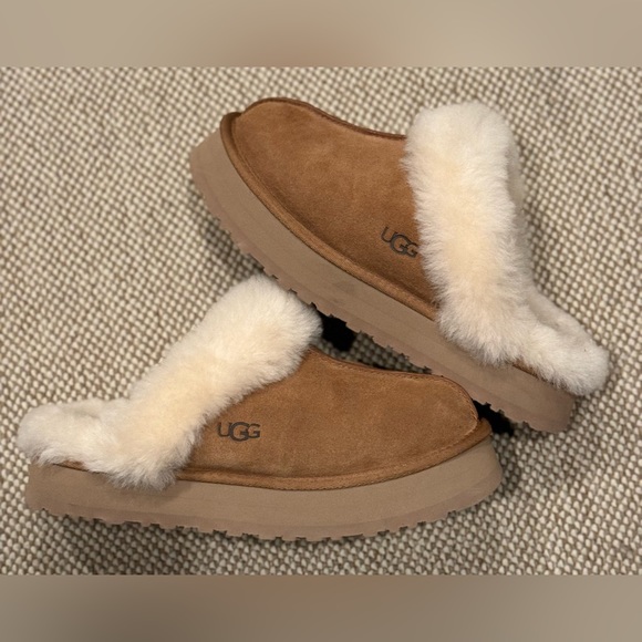 UGG Disquette suede slippers - Picture 7 of 16
